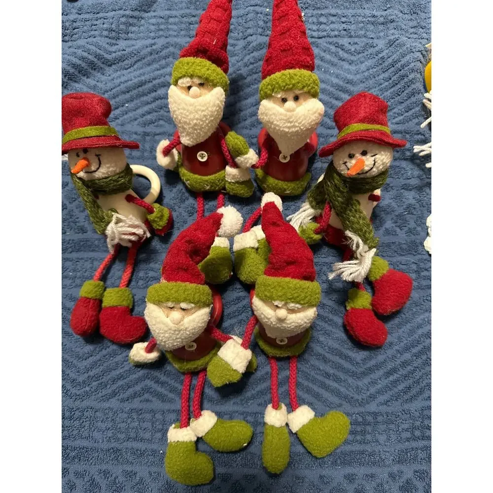 set of 4‎ Dangle Santa  and 2 Snowman napkin ring holders